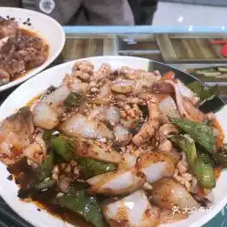贤花饭店凯德店的辣炒鱿鱼好不好吃用户评价口味怎么样青岛美食辣炒鱿鱼实拍图片大众点评