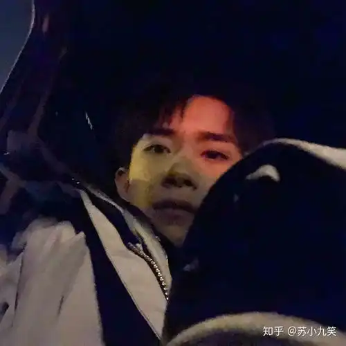 一些千玺的照片