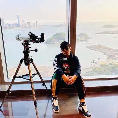 来看看周杰伦都穿什么鞋子,进来看看有同款吗图贴超级多图