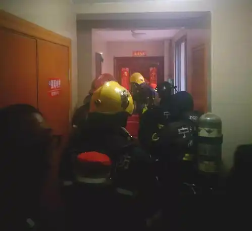 警惕这类行为要告别一业主家中因为这事而着火