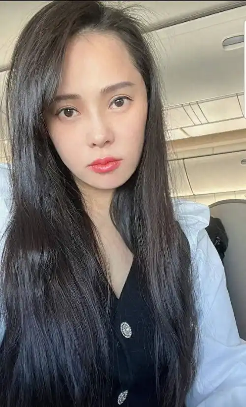 伊能静遭网络谩骂工作室回应争议我们以自己是中国人为骄傲