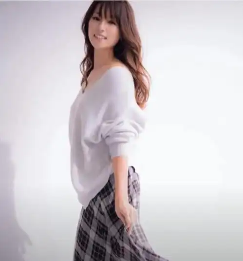 最恨绿肥红瘦时,恨嫁恨嫁,说说深田恭子坎坷感情路