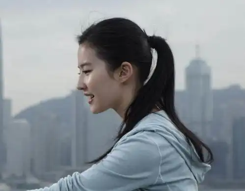 刘亦菲被网友催减肥,神仙姐姐即使微胖也让人觉得迷人的原因