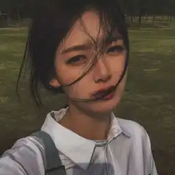 精选女生原宿风头像我看到旳你昰橙色旳心