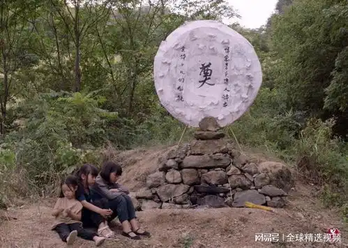 掰着手指头数日子妈妈和七天的时间冷静中感受到的悲哀