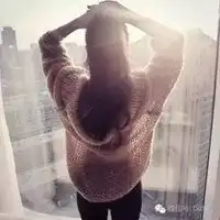 美女长发夕阳下头像微信头像图片大全