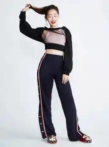 古典美也很嘻哈蒋梦婕潮酷大片显灵动