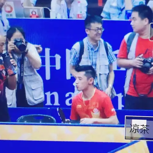你以为张继科是故意卖萌撩妹吗他只是下意识喜欢...