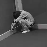 骄傲的男生黑白头像一样的陌生人