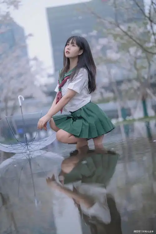 小清新必备绿色百褶裙超美照片来袭