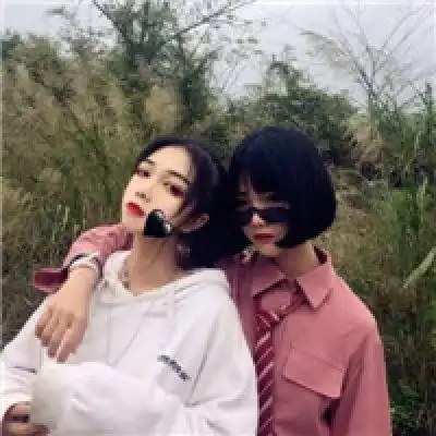 好看的两姐妹头像,有单张的,有两个人一张的