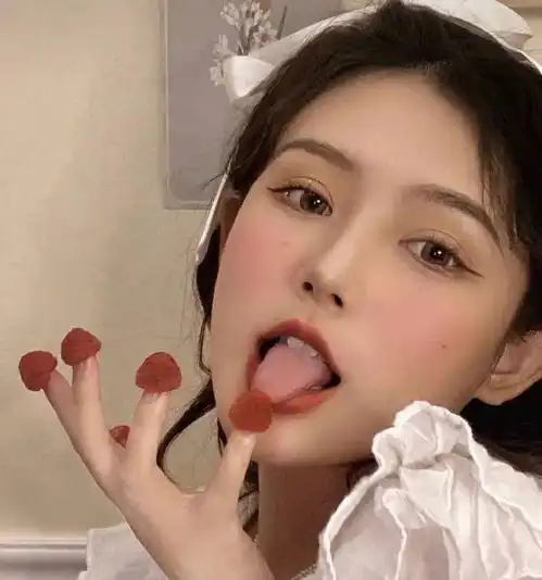 希望未来奔向我们的是无尽的温柔和浪漫.