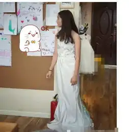 12岁黄多多微博晒自拍,镜头却被妹妹抢光,比你可爱多了