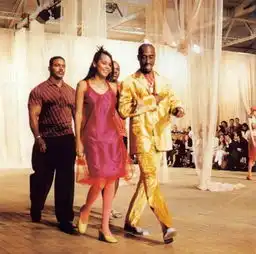 连gucci也忍不住出手抄袭的hiphop界服饰定制祖师爷