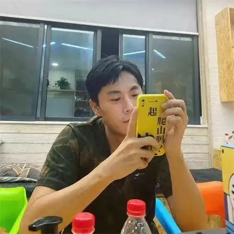 python爬取201865条隐秘的角落弹幕,发现看剧不如爬山