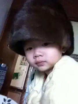 杨威儿子上节目走红杨阳洋呆萌旧照曝光