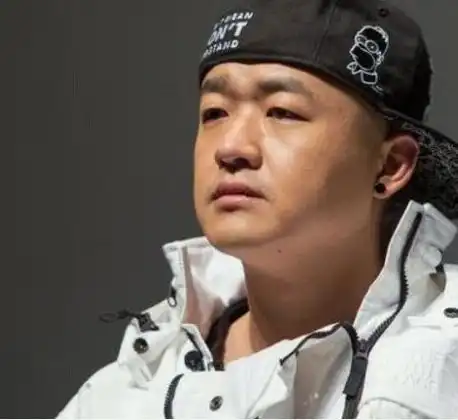 原以为吴京儿子吴所谓够随便,看到赵丽颖孩子的名字你赢了