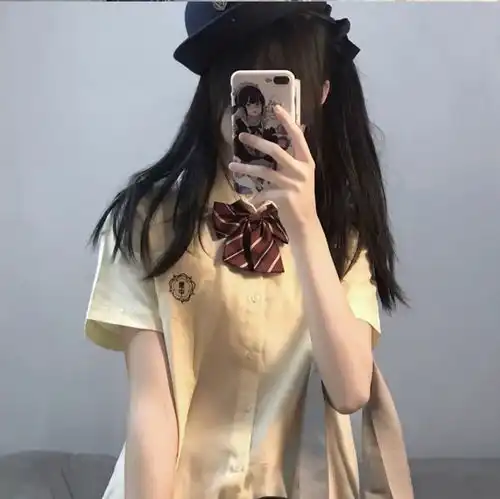 听说可爱会传染那你靠近我一点甜妹头像