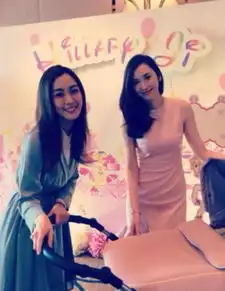 星二代温馨生日宴孙俪造卡通王国王菲热舞