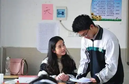95后老师穿jk制服上课,被指有伤风化,教师有穿衣自由吗