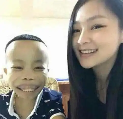 星看点快手陈山家庭背景父母是谁快手陈山是富豪吗