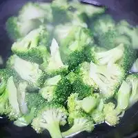 令人羡慕的圣诞大餐西兰花土豆泥圣诞树的做法菜谱豆果美食
