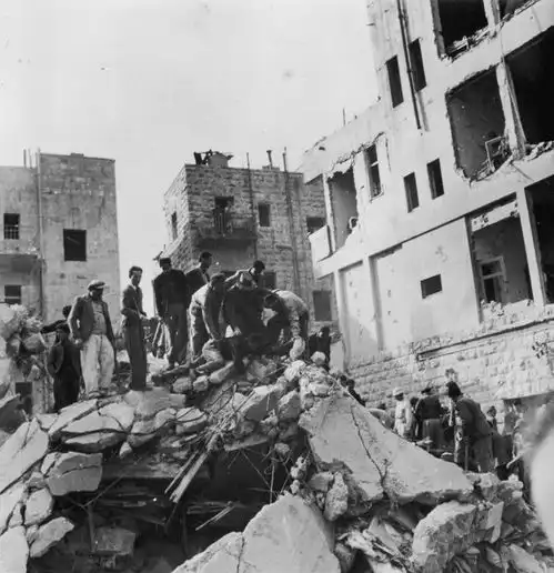老照片1948年耶路撒冷的恐怖袭击犹太人死伤惨重