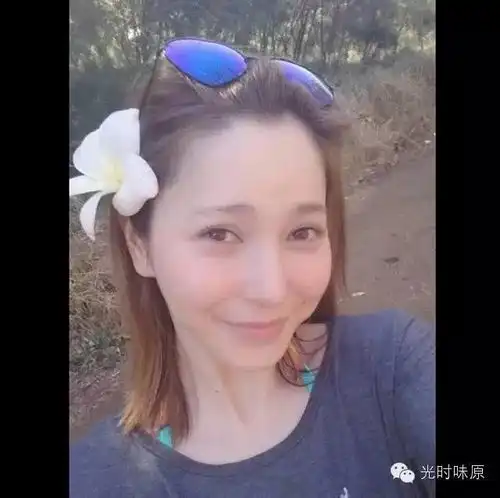 日本名模丨藤井莉娜天使面孔魔鬼身材