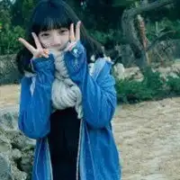 气质学生妹qq女生头像大胆爱出自己第一次