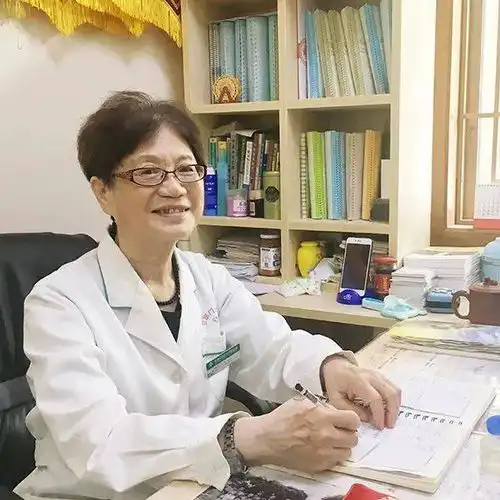 肿瘤专家陈涌肚子经常胀气排不出,有可能是大肠癌