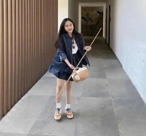 她凭借饰演小芈月走红,因漂亮被禁止整容,今变化大到认不出