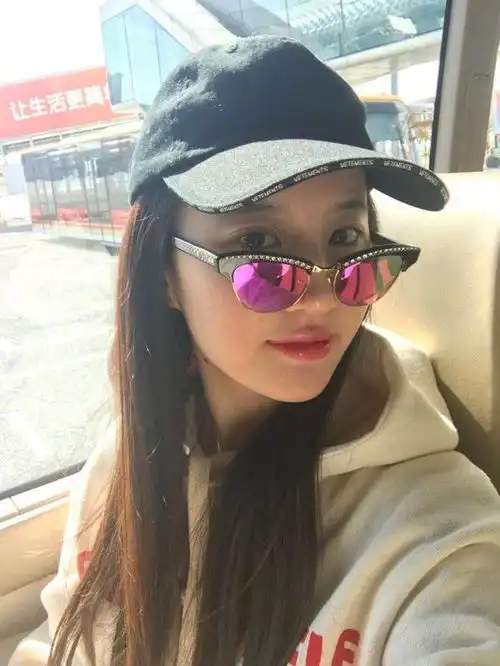 刘亦菲小晒自拍元气满满,网友美到偷走我的心