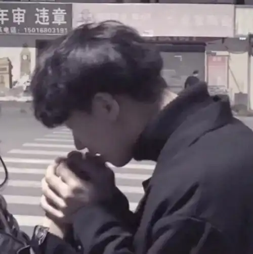 高逼格情侣头像,很特别的情侣头像