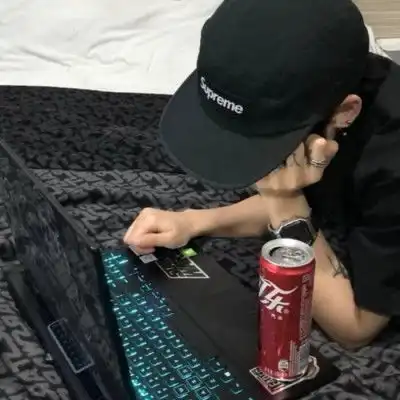 超酷原宿风男生头像