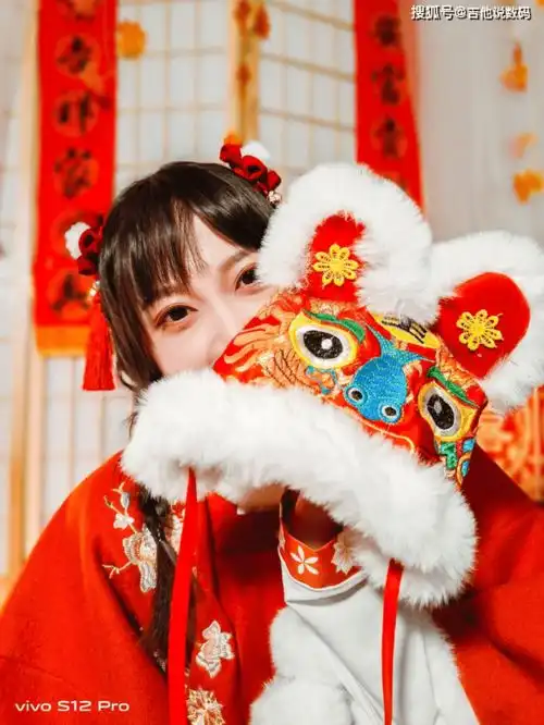 假期已经结束,但年味依旧很浓,不少年轻人晒出了vivo新机样张