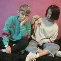 qq头像动漫素描情侣太想爱你是我压抑不了的念头