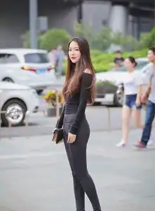 街拍风格不同的小姐姐,夏日搭配不同,却得很美