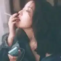 性感抽烟女生头像女人抽烟性感个性头像
