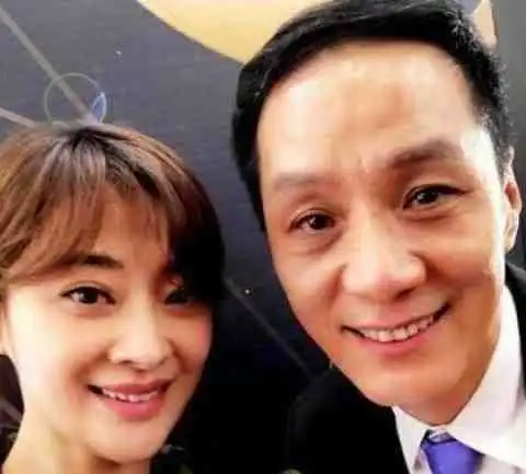 小欢喜导演力作,两大视后做配,看到女主,但凡颜值低也不追