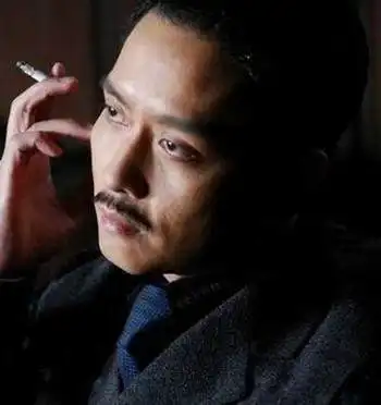 拆弹专家2里令刘德华赞不绝口的戏骨,才是真的低调