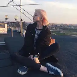 外国女生头像小清新复古图片