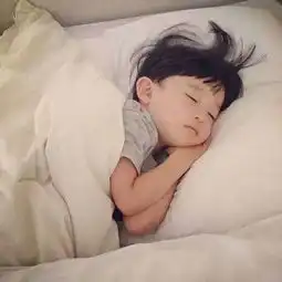 宝宝晚睡,你以为只有长不高这么简单吗