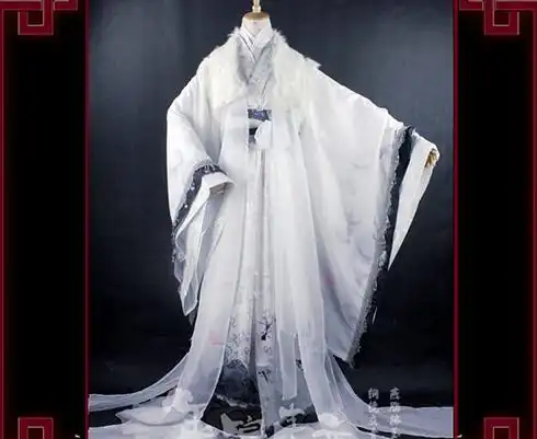 狮子座十二个月专属宫廷装,一月份美轮美奂,三月份贵气逼人