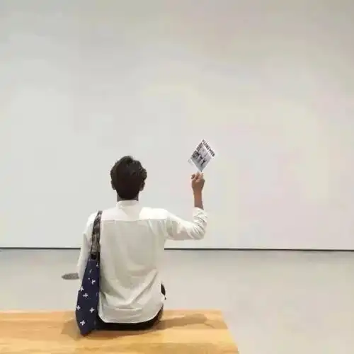 情头不怕淋雨,但好怕有人为我撑了伞又将我推到雨里
