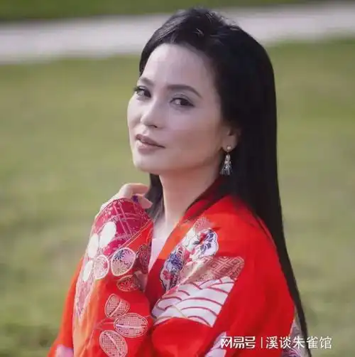 樊亦敏抛弃吴京嫁富豪,如今吴京身价300亿,她却成卖鱼大婶
