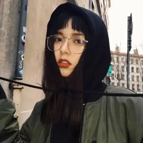 不是摩羯座女生高冷,只是你还够成熟请用实际行动去征服摩羯座