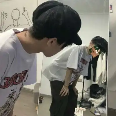 最新帅哥头像成熟暖男2020遇见你的那天樱花开满南山