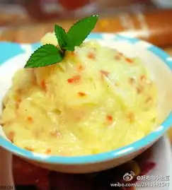 1.土豆2个洗净去皮切丁,放堆糖,美好生活研究所