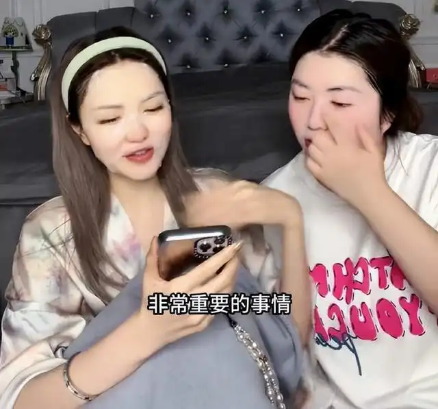 罗志祥发布搞怪视频,与前女友周扬青戴同款手镯,疑似二人复合