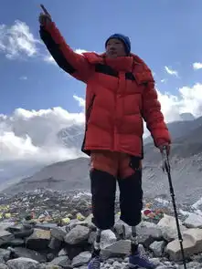 69岁勇士无腿可以征服珠峰,佛系的年轻人面对生活却不肯努力